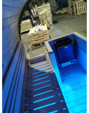 3,5m long Pine Barrel Sauna (Ø 1.97 m) with changing room