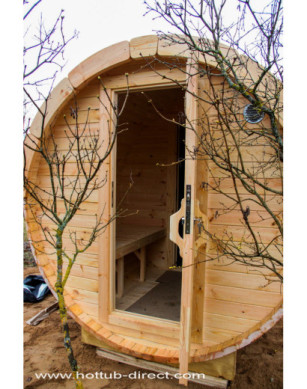 4,5m long Pine Barrel Sauna (Ø 2,27 m) with changing room