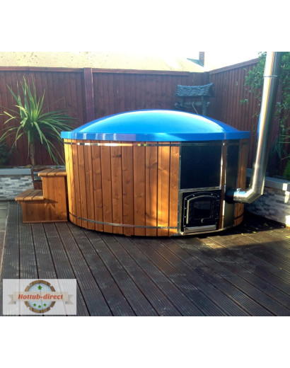 DELUXE GLASS FIBER TUB WITH INTEGRATED WOODEN FIRED HEATER