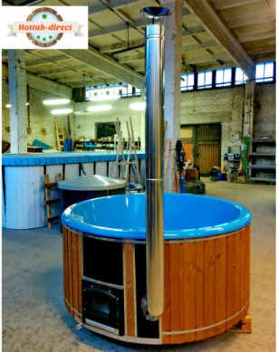 DELUXE GLASS FIBER TUB WITH INTEGRATED WOODEN FIRED HEATER