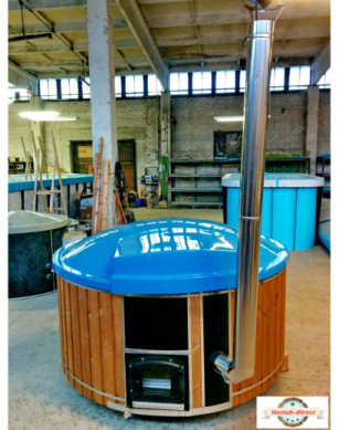 DELUXE GLASS FIBER TUB WITH INTEGRATED WOODEN FIRED HEATER