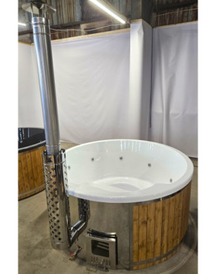 WHITE GLASS FIBER HOTTUB WITH INTEGRATED WOODEN FIRED HEATER IN STOCK
