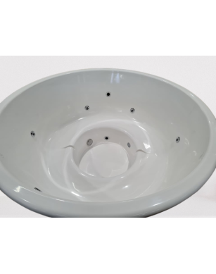 WHITE GLASS FIBER HOTTUB WITH OUTSIDE HEATER IN STOCK