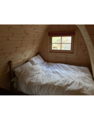 Insulated Camping Pod with side entrance/2,4 x 6,0m
