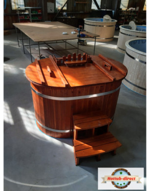 1.10×1.60cm OVAL Hottub with intside heater