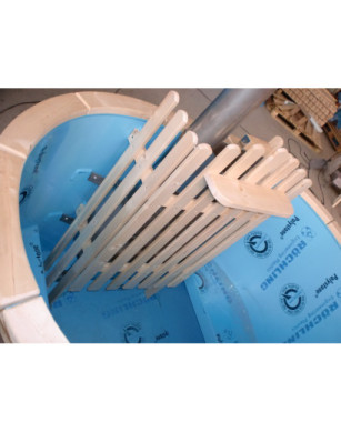 1.10×1.60cm OVAL Hottub with intside heater