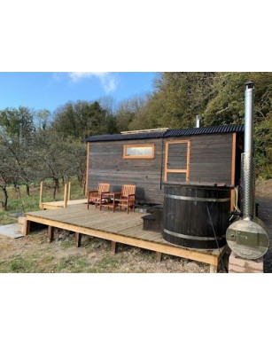 1.10×1.60m OVAL Hottub with outside heater