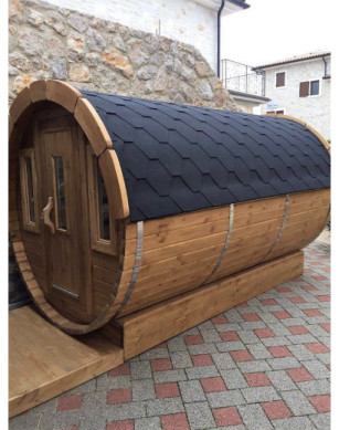 4,8m long Pine Barrel Sauna (Ø 1,97 m) with changing room