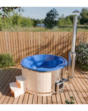Acrylic hot tub with integrated heater