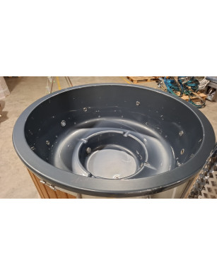 ACRYLIC HOTTUB WITH HORIZON HEATER IN STOCK