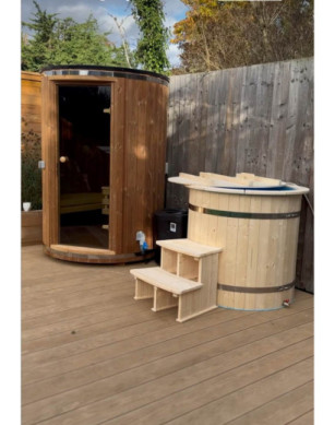 2.20 m Ø 1.48 m Vertical Sauna from Thermo wood